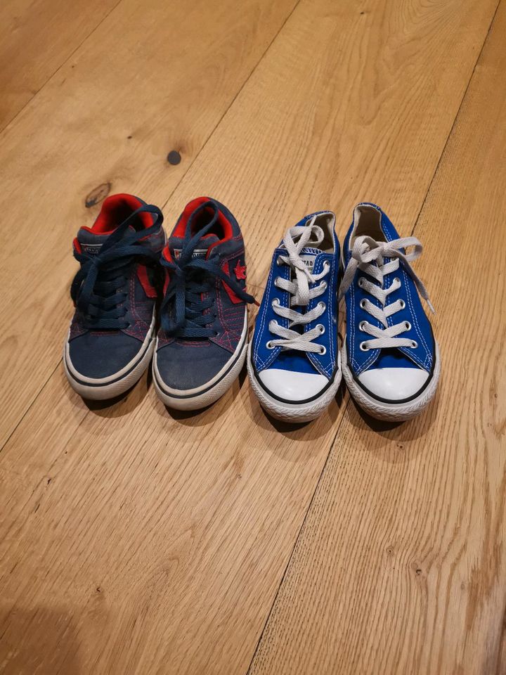 Converse Chucks Gr 30 blau in Neuenrade