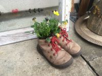 Gartendeko bepflanzte Schuhe Geburtsgeschenk Taufgeschenk Baden-Württemberg - Altbach Vorschau