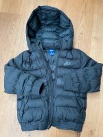 Nike Winterjacke 128-137 Baden-Württemberg - Wernau Vorschau