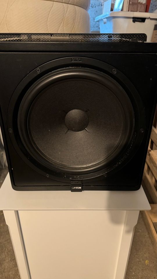 Canton Subwoofer Plus C in Radolfzell am Bodensee