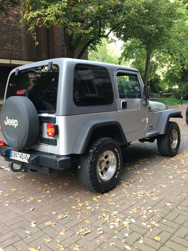 Jeep Wrangler 2.4 TJ 2005 Silber in Duisburg