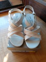 Sandalen beige/ hellgrau mit Keilabsatz neu Größe 39 Rheinland-Pfalz - Wörrstadt Vorschau