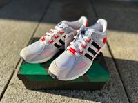 Adidas EQT Equipment Guidance Rot Gr. 44 2/3 Neu Sachsen - Pulsnitz Vorschau