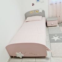 Kinderzimmer, Bett, Schrank, pink und weiß , Mädchen Hessen - Münster Vorschau