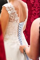 Brautkleid mit Spitze und Blauem Band zum Schnüren am Rücken Sachsen - Zwickau Vorschau