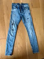 Jack & Jones slim fit ripped Jeans Tim in hellblau Gr. 27/32 Nordrhein-Westfalen - Detmold Vorschau