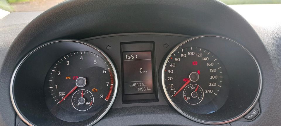 Golf VI 1.2 TSI TÜV Neu in Mettlach