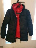 Warme Farfield Winterjacke schwarz mit rotem Innenfutter Gr. 146 Hessen - Niddatal Vorschau