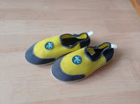 Strandschuhe Badeschuhe 30 WIE NEU gelb + schwarz MENGENRABAT Mühlhausen - Freiberg Vorschau