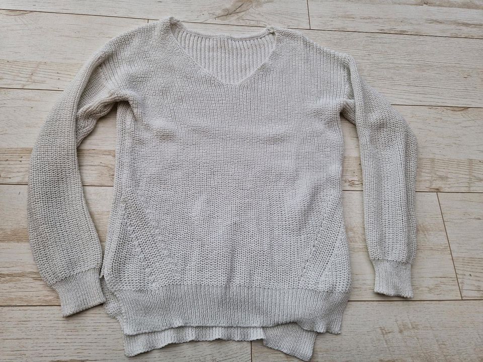 Je Teil 1 Euro: T-Shirts Pulli Jacken Esprit s.Oliver in Schleife (Ort)