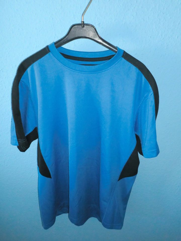 Herren T-Shirt der Marke Crane Größe XL Farbe blau/schwarz in Plüderhausen