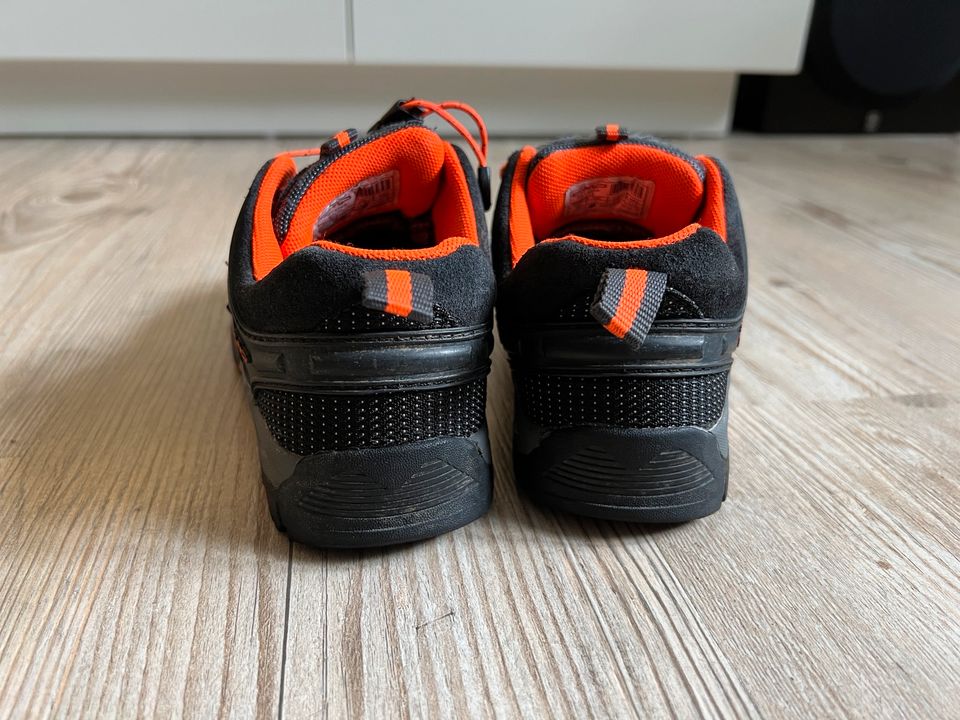 CMP Kinder Trekking Schuhe |  Wanderschuhe | 33 in München