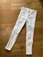 H&M Jeans high waist Gr. 25/160 weiß neuwertig Niedersachsen - Göttingen Vorschau