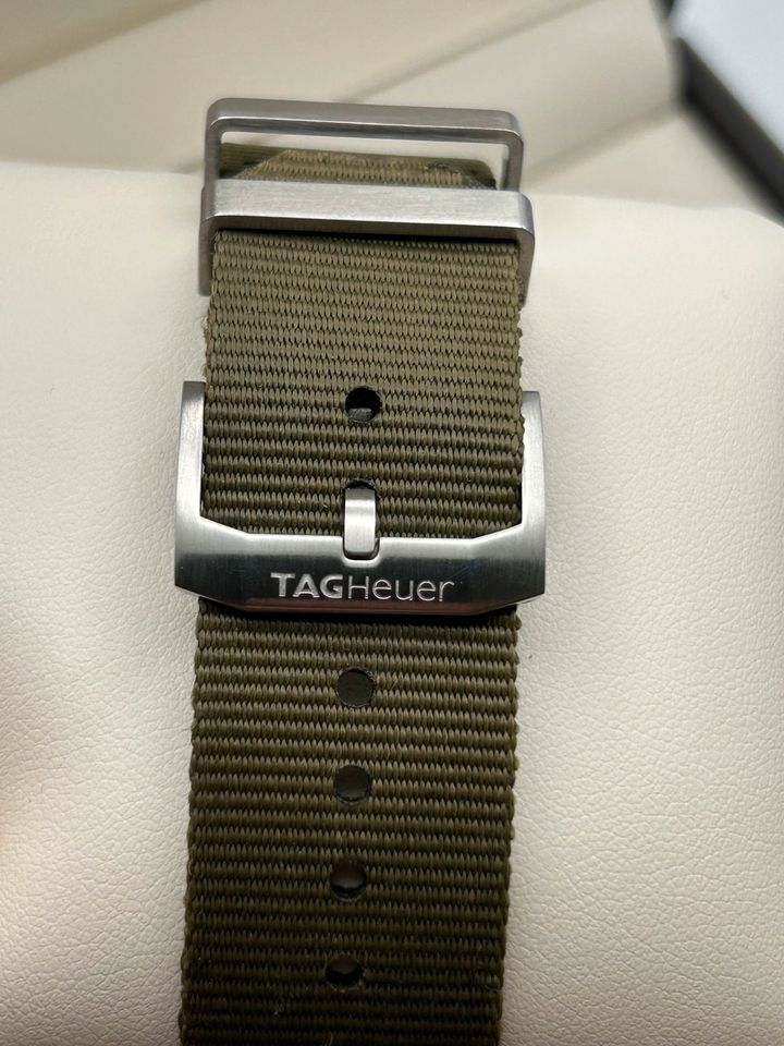 Tag Heuer Aquaracer Military 43 mm in Hannover