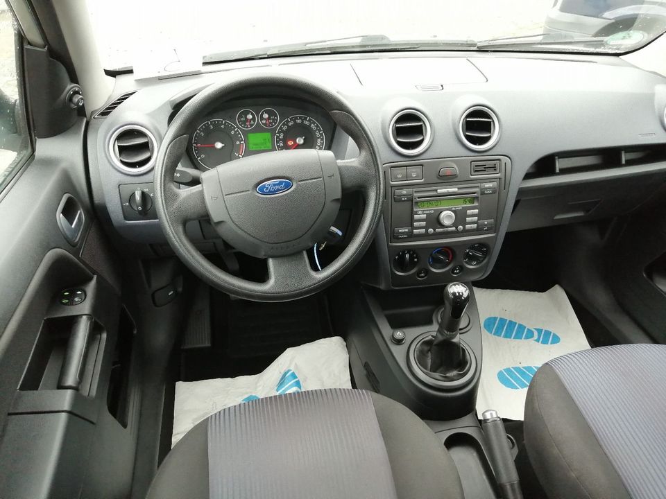 Ford Fusion 1,25 Ambiente/Klimaanlage in Lübeck