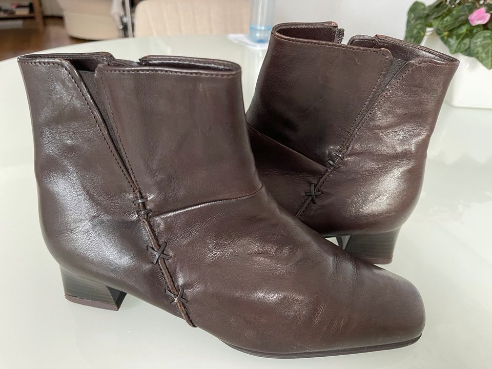 Gabor Stiefeletten Gr 38,5 braun in Unkel