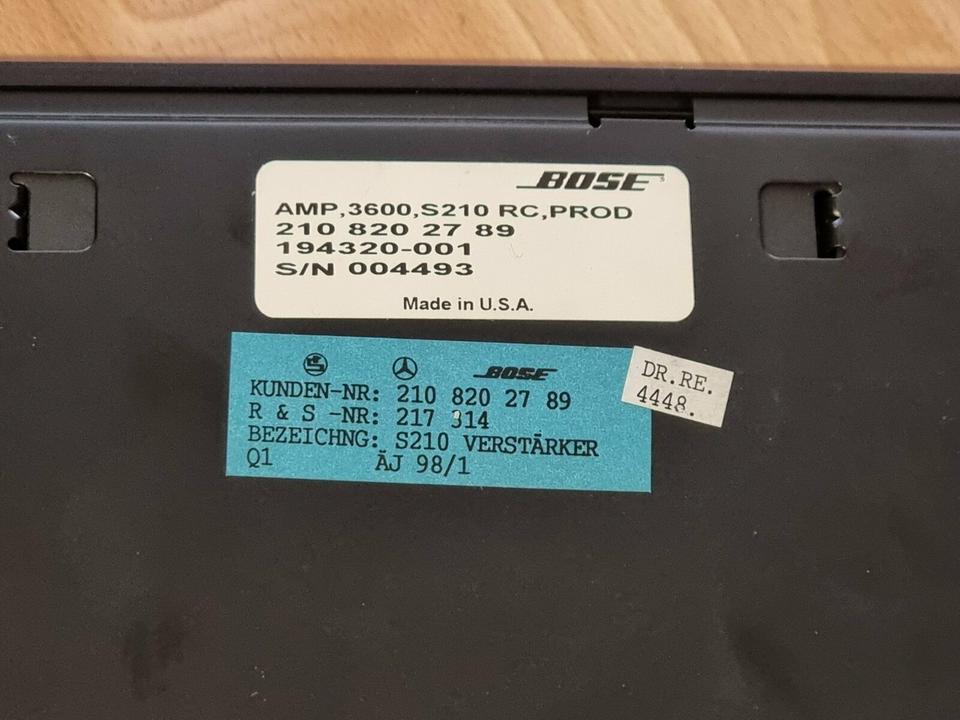 Mercedes BOSE Verstärker Amplifier 2108202289 guter Zustand in Bad Homburg