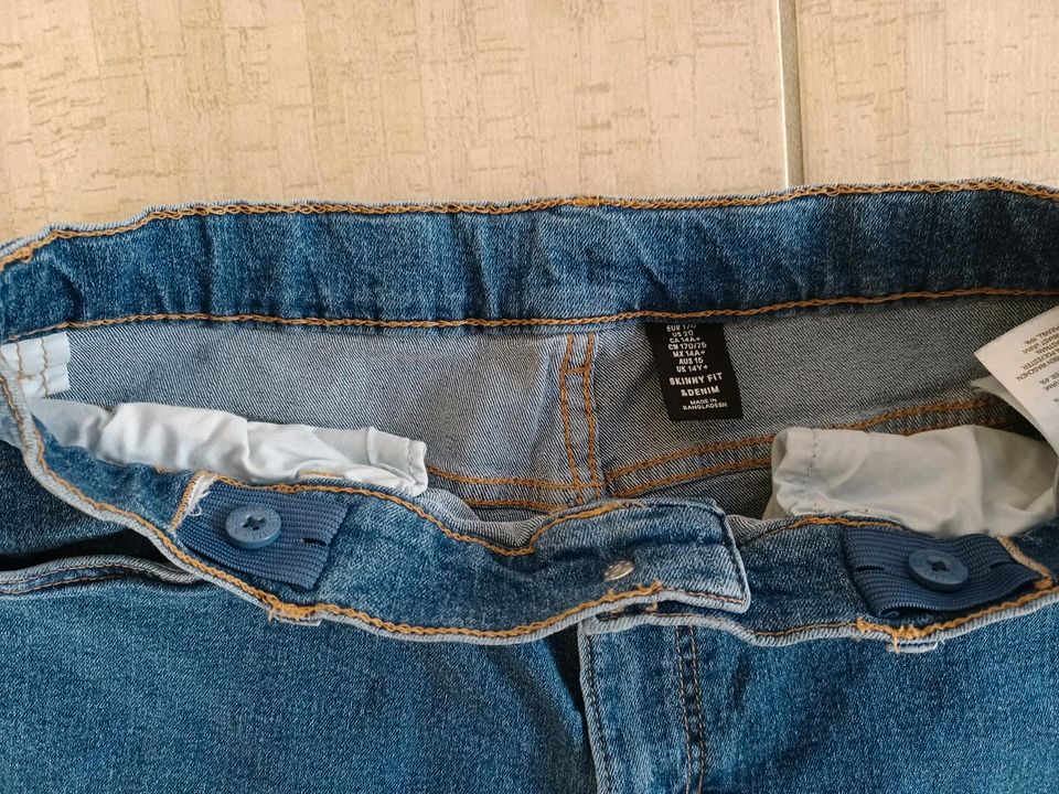 Jeans H&M Größe 170 Skinny Fit in Jüterbog