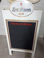 Aufsteller-Schild König Pilsener im Originalkarton Werbeschild Niedersachsen - Kissenbrück Vorschau