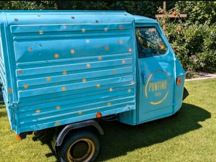 Piaggio Ape- mobiler Sektempfang mit Puntino in Günzburg