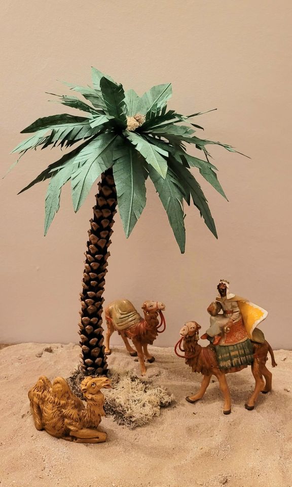 3er Palme auf einem Sockel für die orientalische Krippe, 20-25 cm in Ohlsbach