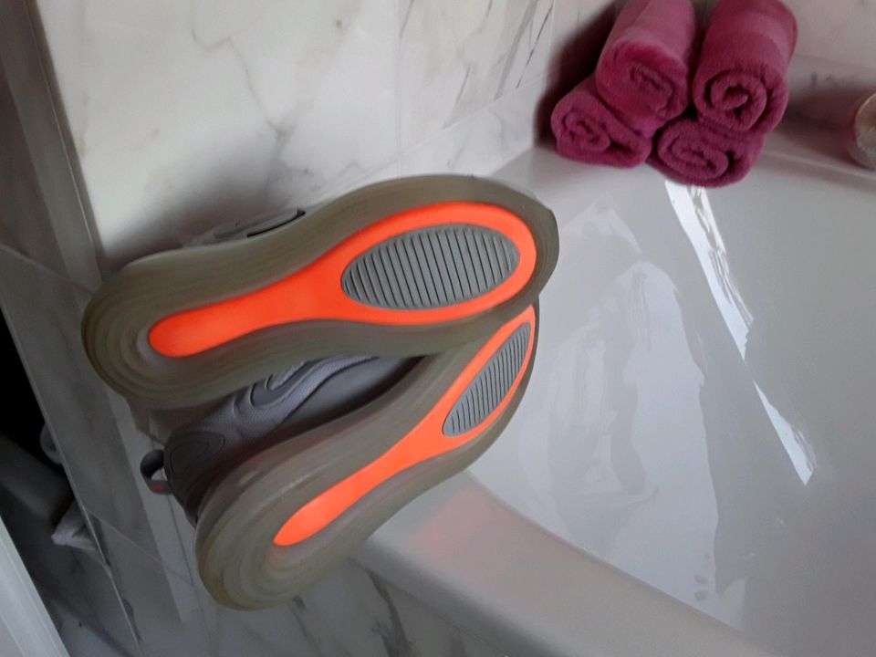 Coole ♦️ Nike Air Max 720 ♦️ Sneaker  39  Sportschuhe NEU in Altdorf bei Nürnberg