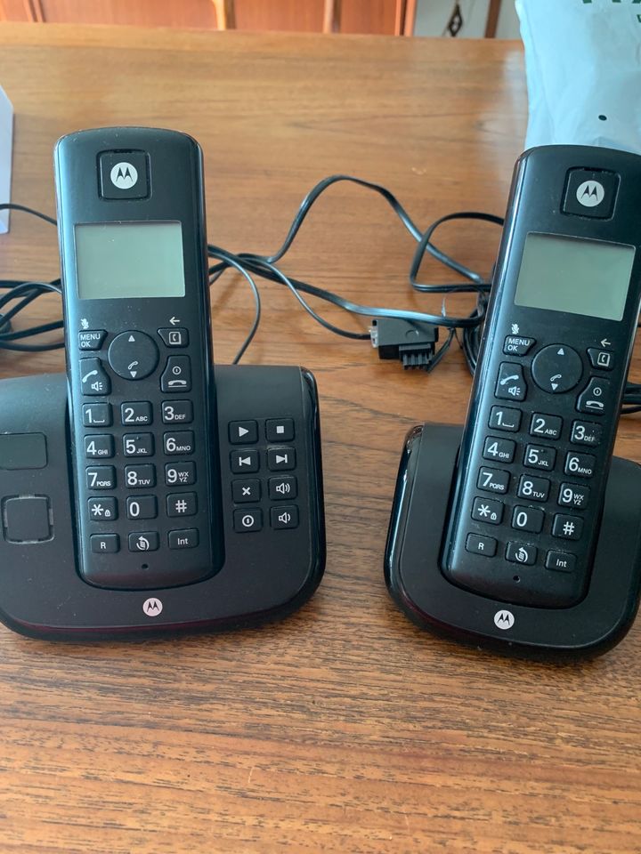 Motorola schnurlose Telefone mit Anrufbeantworter in Roßdorf