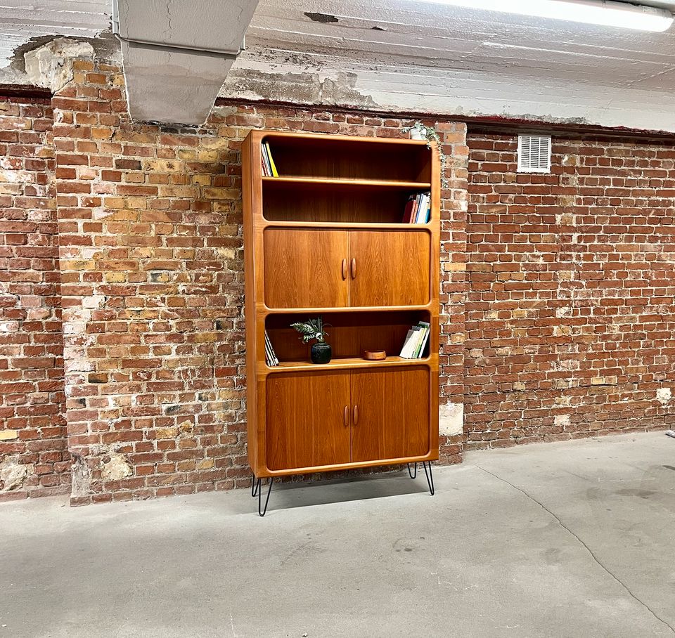 Teak Highboard Bücherschrank Regal Bar Dyrlund Retro Mid Century in Berlin