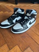 Nike Air Jordan mid neu sammlerware Black white Essen - Bergerhausen Vorschau