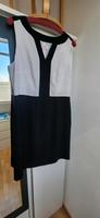 Elegantes Kleid Schwarz/weiß Baden-Württemberg - Wolfschlugen Vorschau