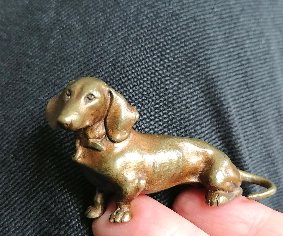 Hund Pepper, Dackel Bronze Figur 6 cm lang x 3,5 cm in Wetter (Ruhr)