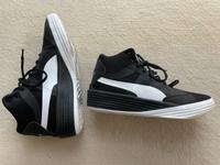 Puma Turnschuhe, schwarz, wie neu - Größe 42 Eimsbüttel - Hamburg Lokstedt Vorschau