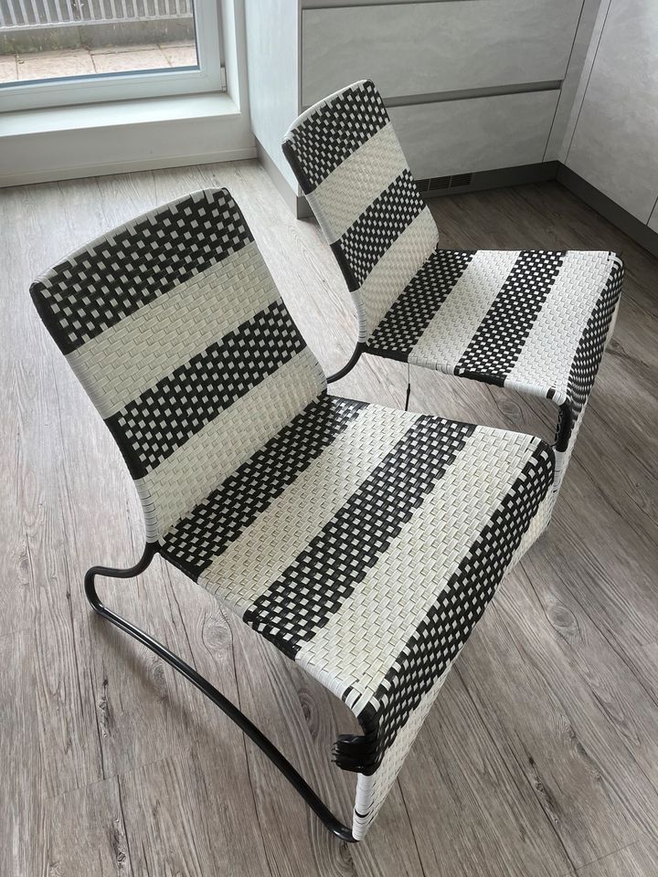 2 Vintage IKEA Måsö schwarz-weiß Lounge Stühle Limited in Hamburg