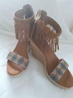 Sandalen, Fransen,  Boho,  Gr.39 NEU Niedersachsen - Cremlingen Vorschau