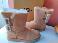 UGG Stiefel Bailey Fashion Buckle Gr. 38 UK 5 Hellbraun N E U OVP Berlin - Spandau Vorschau