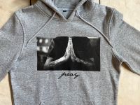 Mister Tee pray Hoodie Kapuzen Sweatshirt Pulli grau Gr. XS Hessen - Wetzlar Vorschau