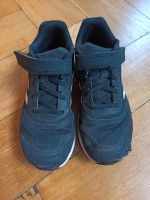 Turnschuhe Adidas Gr 31,5 Berlin - Friedenau Vorschau