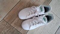 Schuhe Adidas weiß/grün Sneaker Sachsen-Anhalt - Wanzleben Vorschau