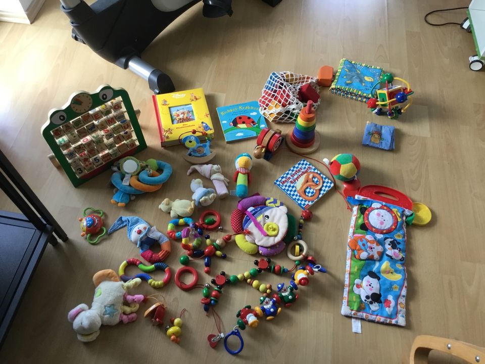 Baby Spielsachen gemischt in Bad Endorf