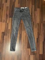 SuperDry skinny Jeans gr xs Niedersachsen - Bad Laer Vorschau