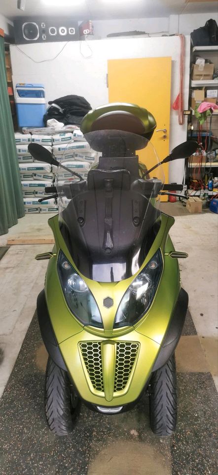 Piaggio MP3 500 ie Touring LT in Blumenholz