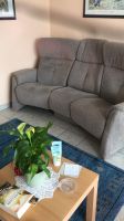 NP 3.600€ Himolla Trapezsofa elektrisch mit Tisch Hessen - Langen (Hessen) Vorschau