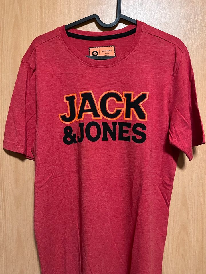 Herren Jack & Jones T Shirt gr.M neu in Köln