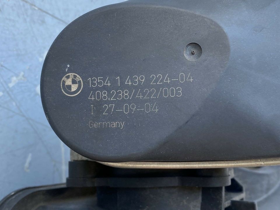Einsaugkrümmer mit Drosselklappe BMW 1354 1 439 224-04 in Wilnsdorf