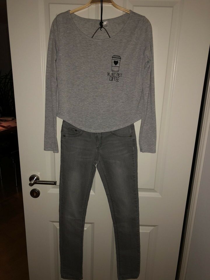 ❤️ Blue Effect Skinny Jeans Grau 14/15 170 H&M Langarmshirt Shirt in Stedesand 