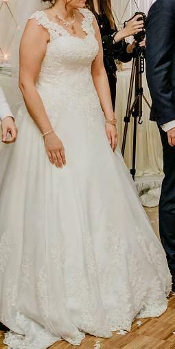 38,40,42,44 Brautkleid Hochzeitskleid mit Reifrock und Diadem in Hamburg