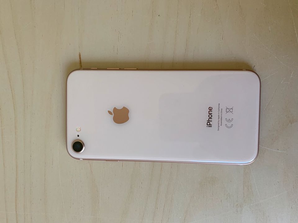iPhone 8 128 gb rosé gold / rosa / weiß in Dresden