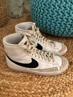 Nike Blazer mid 77 weiß schwarz Niedersachsen - Hoogstede Vorschau