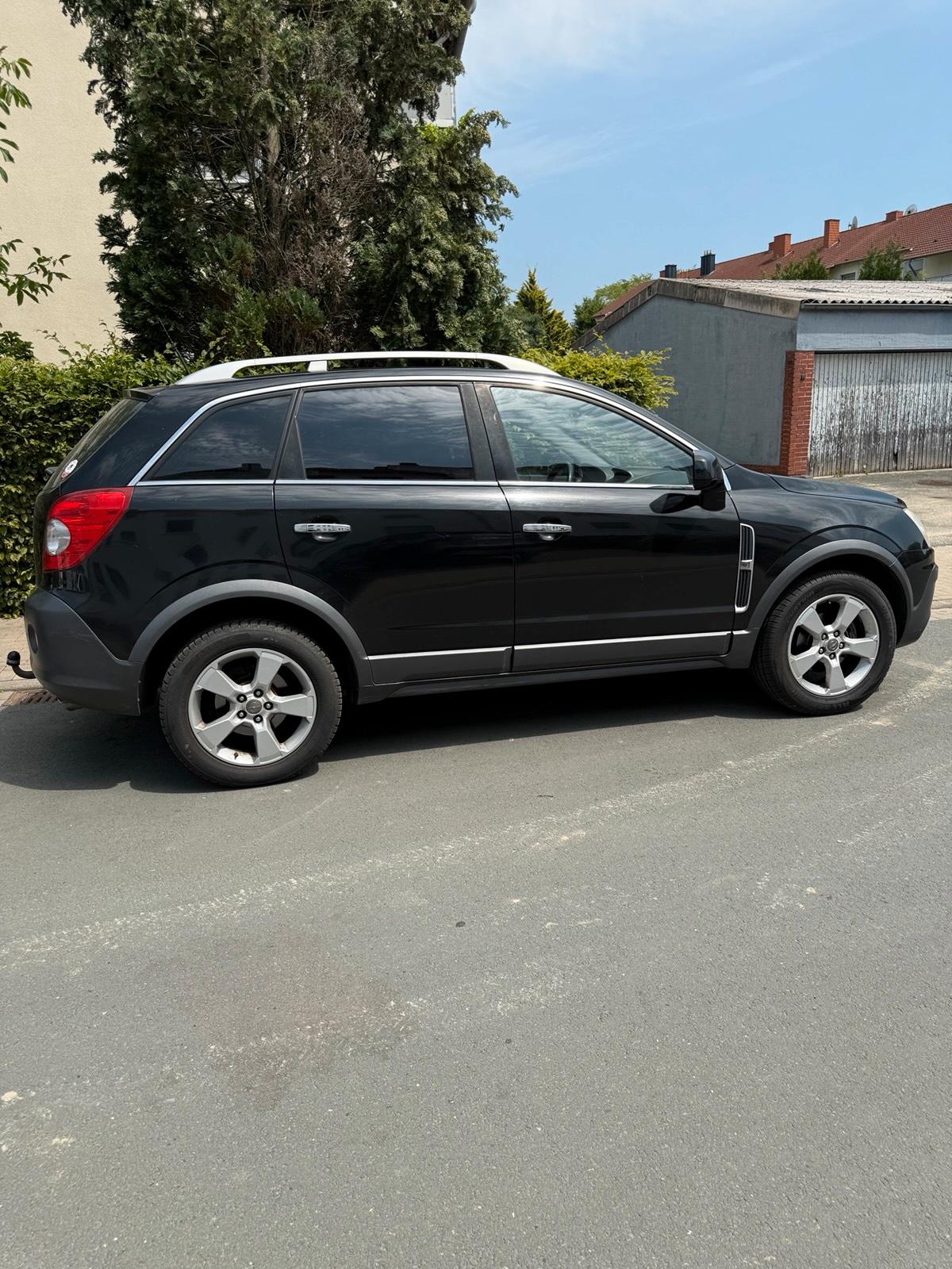 Abbildung des Autos Opel antara 4x4 2.0 tdi …