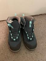 wie NEU Wanderschuhe Damen Quechua halbhoch wasserdicht Nordrhein-Westfalen - Remscheid Vorschau